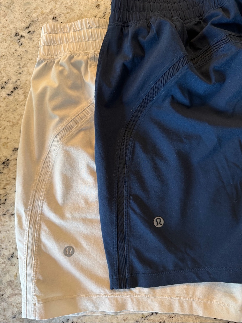 Lululemon Zeroed In Shorts Set in Navy & White - Picture 2 of 11